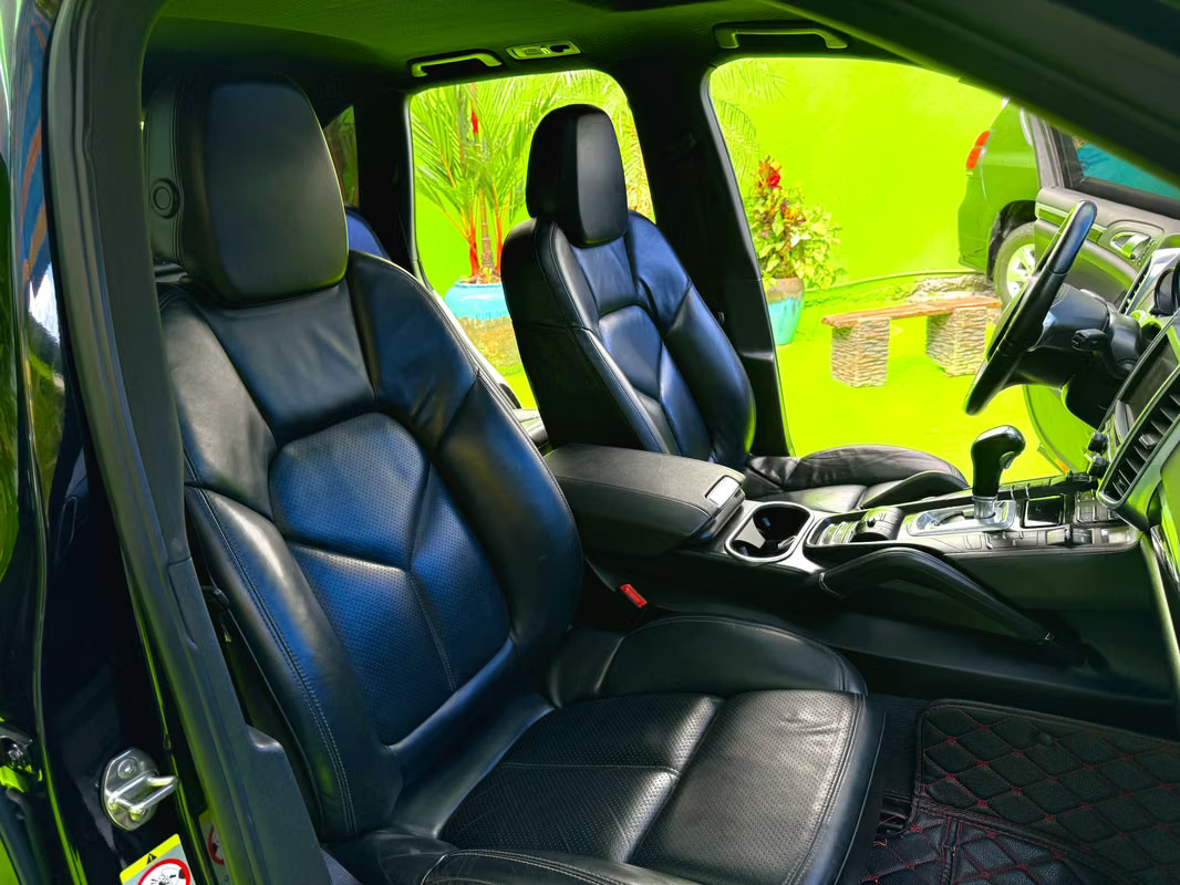 2012 Porsche Cayenne