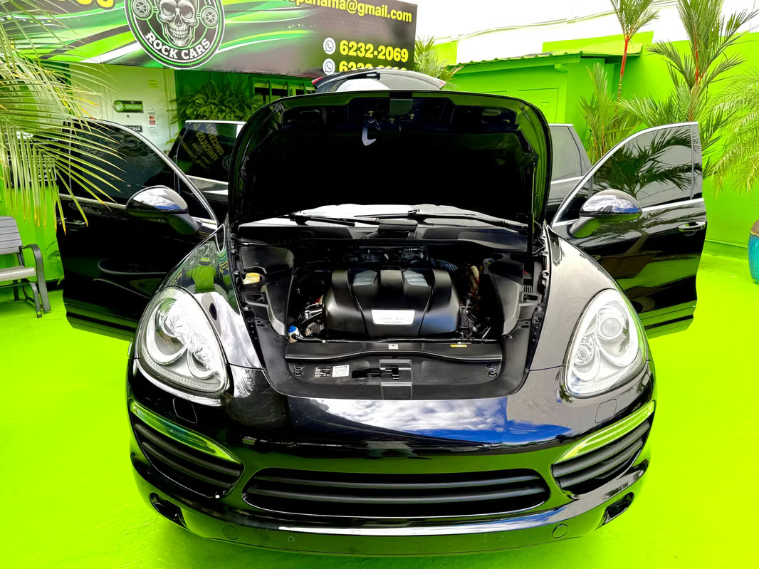 2012 Porsche Cayenne