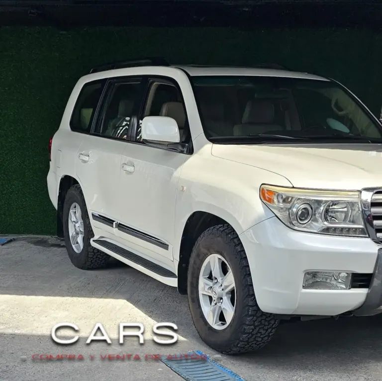 2012 Toyota Land Cruiser