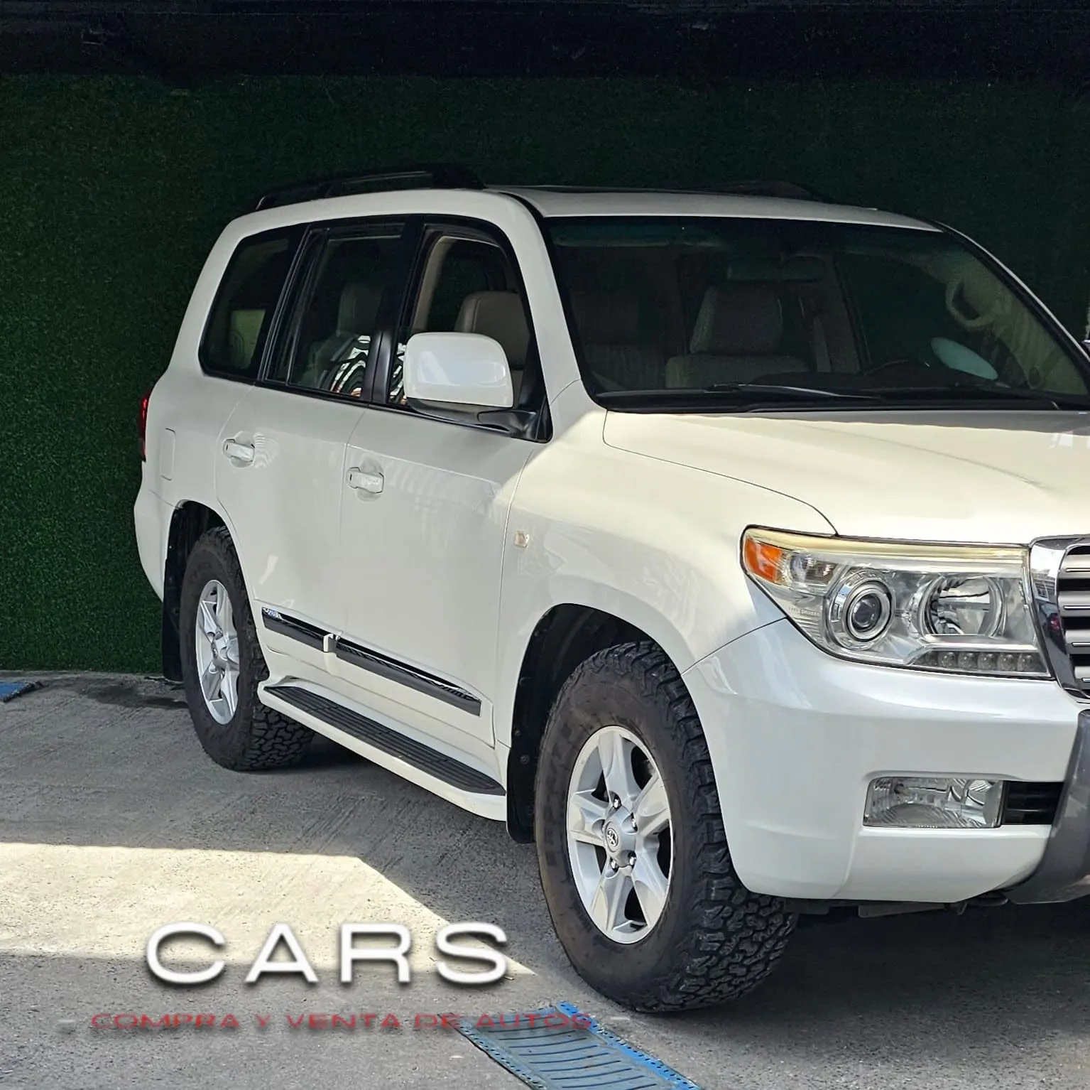 2012 Toyota Land Cruiser