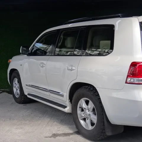 2012 Toyota Land Cruiser