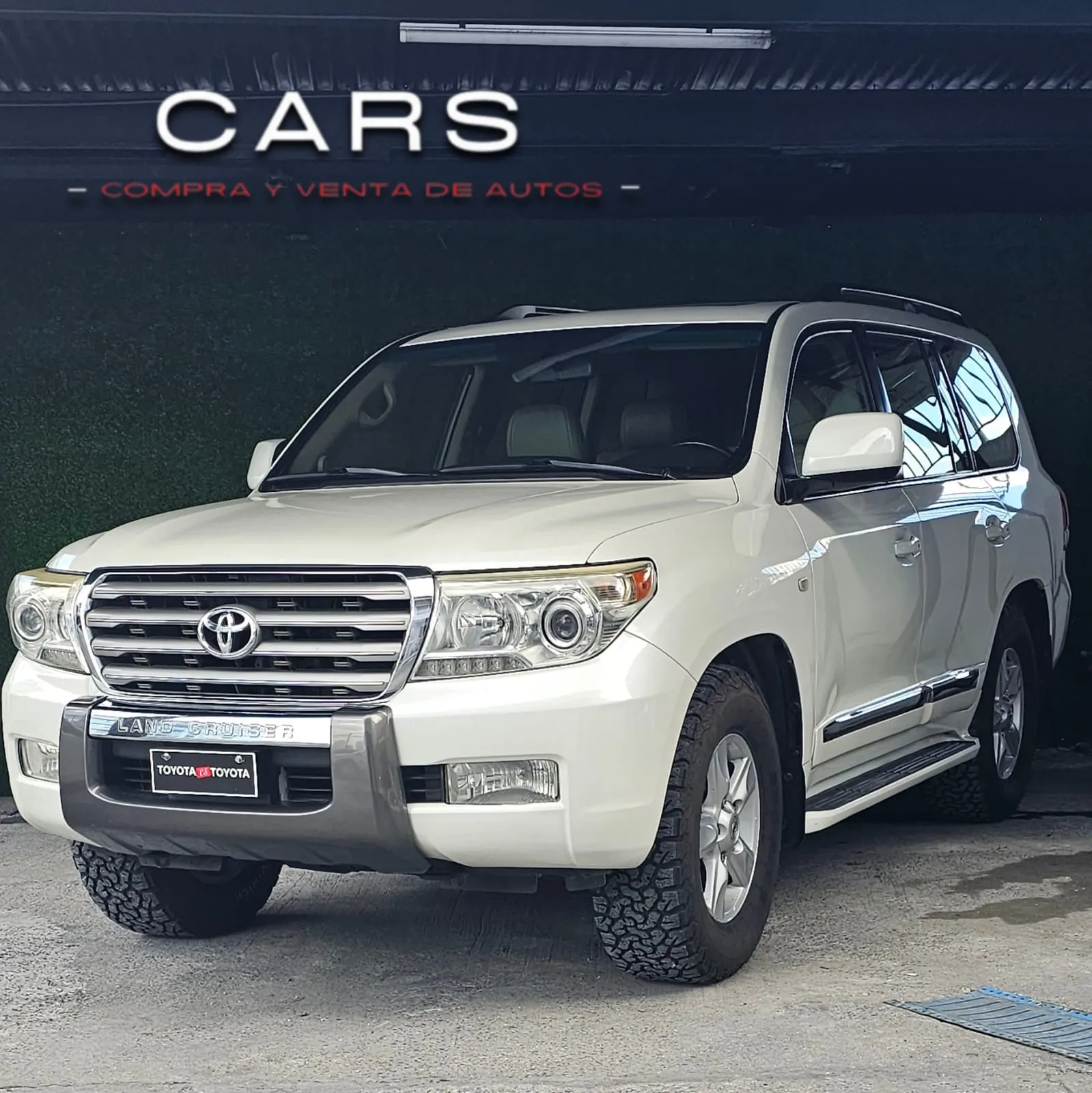 2012 Toyota Land Cruiser