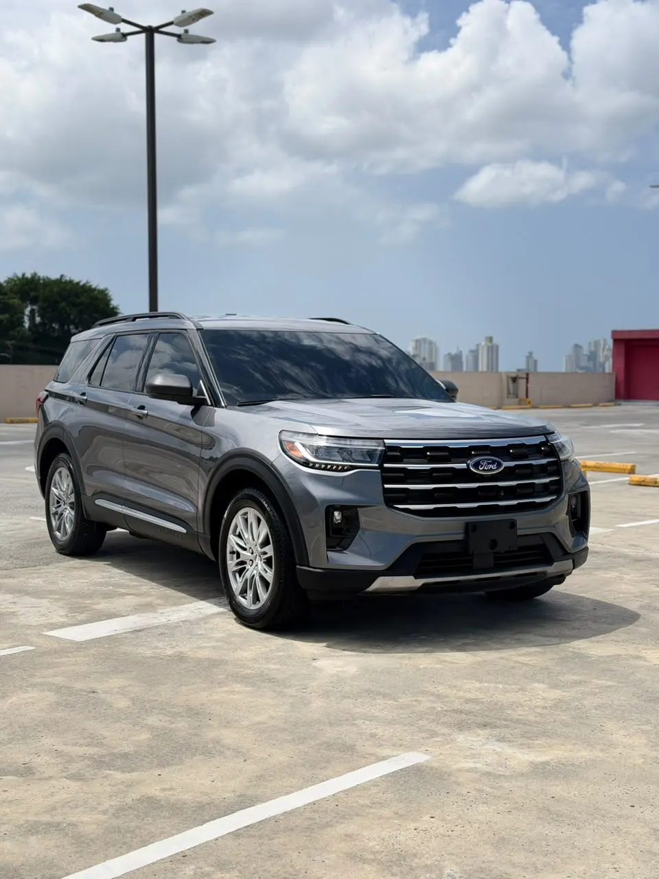 2025 Ford Explorer