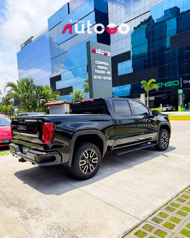 2025 GMC Sierra
