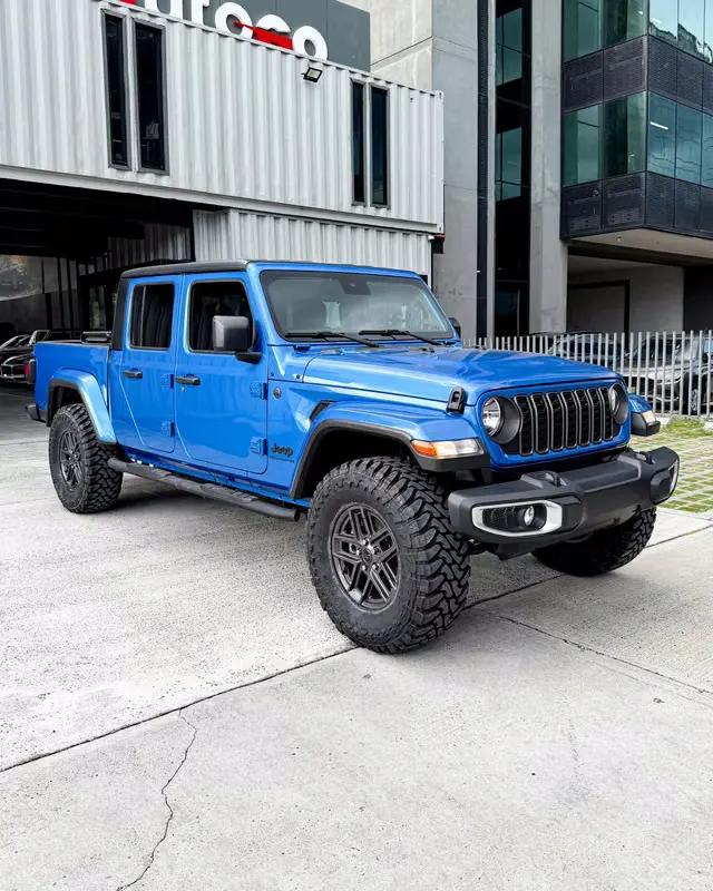 2024 Jeep Gladiator