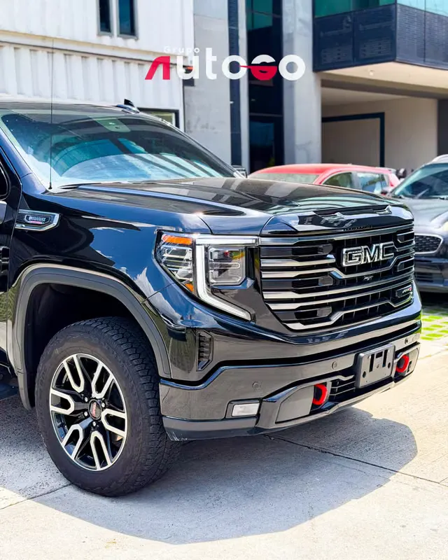 2025 GMC Sierra