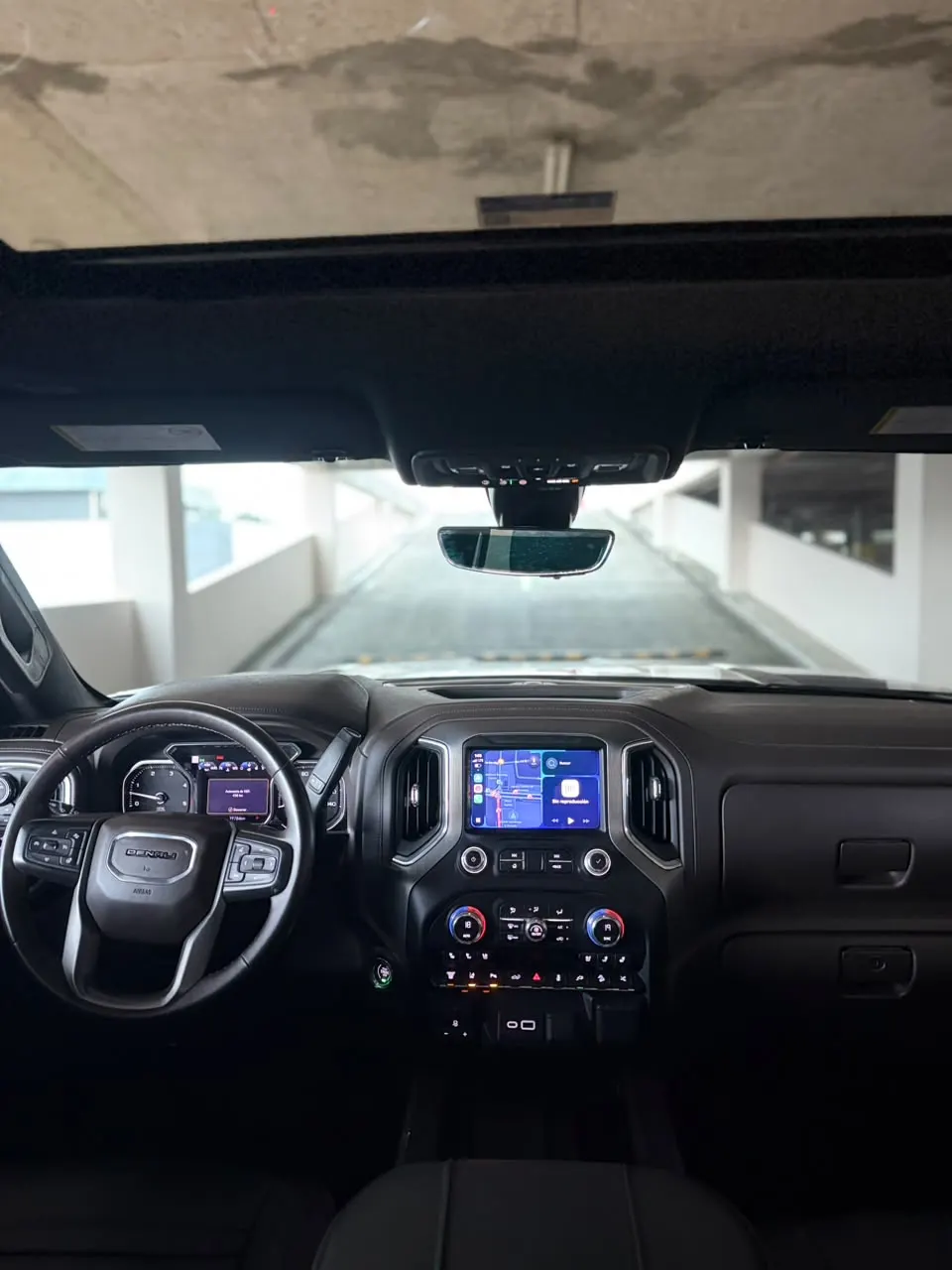 2023 GMC Denali