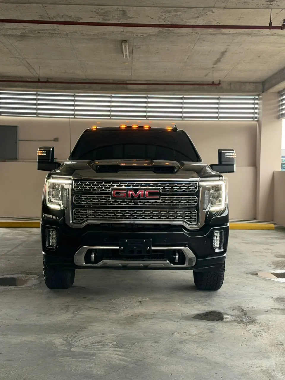 2023 GMC Denali