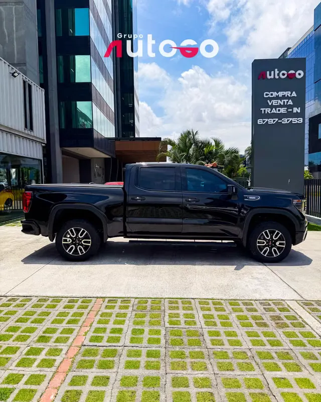 2025 GMC Sierra