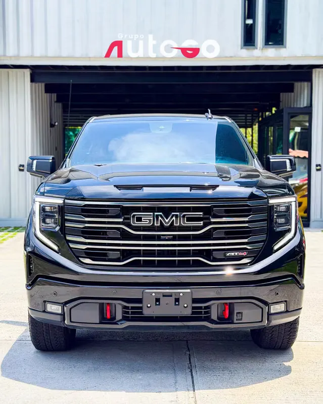 2025 GMC Sierra