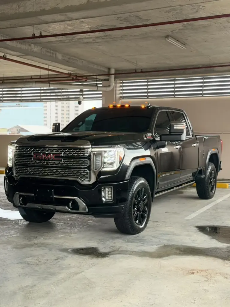 2023 GMC Denali