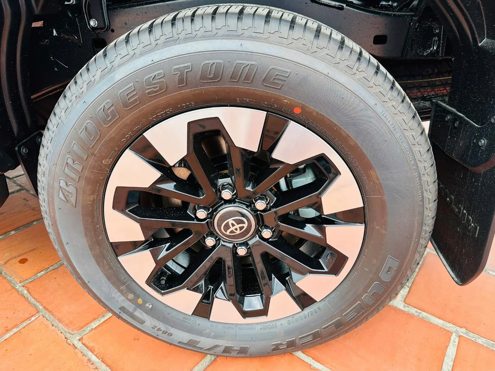 2027 Toyota Hilux