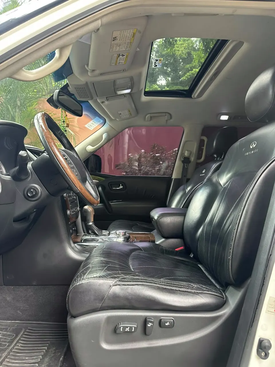2011 Infiniti QX56