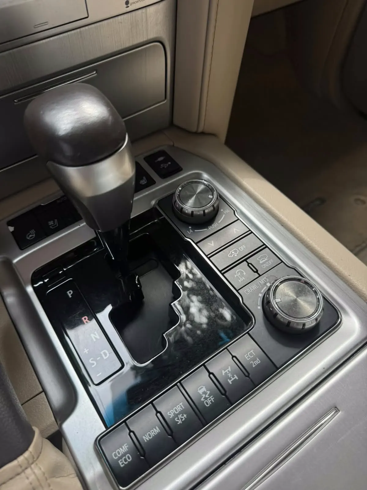 2019 Toyota Land Cruiser Executive Lounge