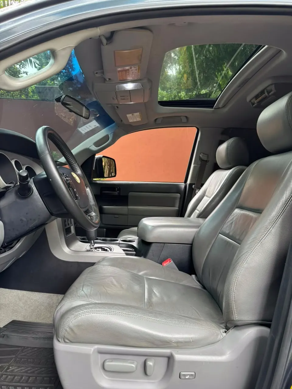 2010 Toyota Sequoia