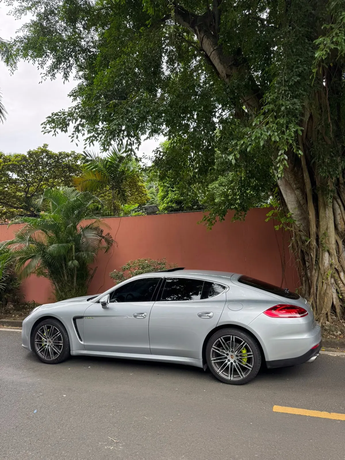 2016 Porsche Panamera E Hybrid