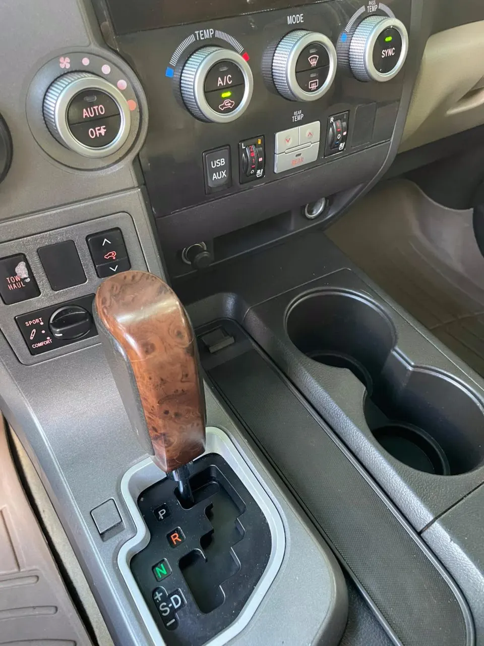 2010 Toyota Sequoia