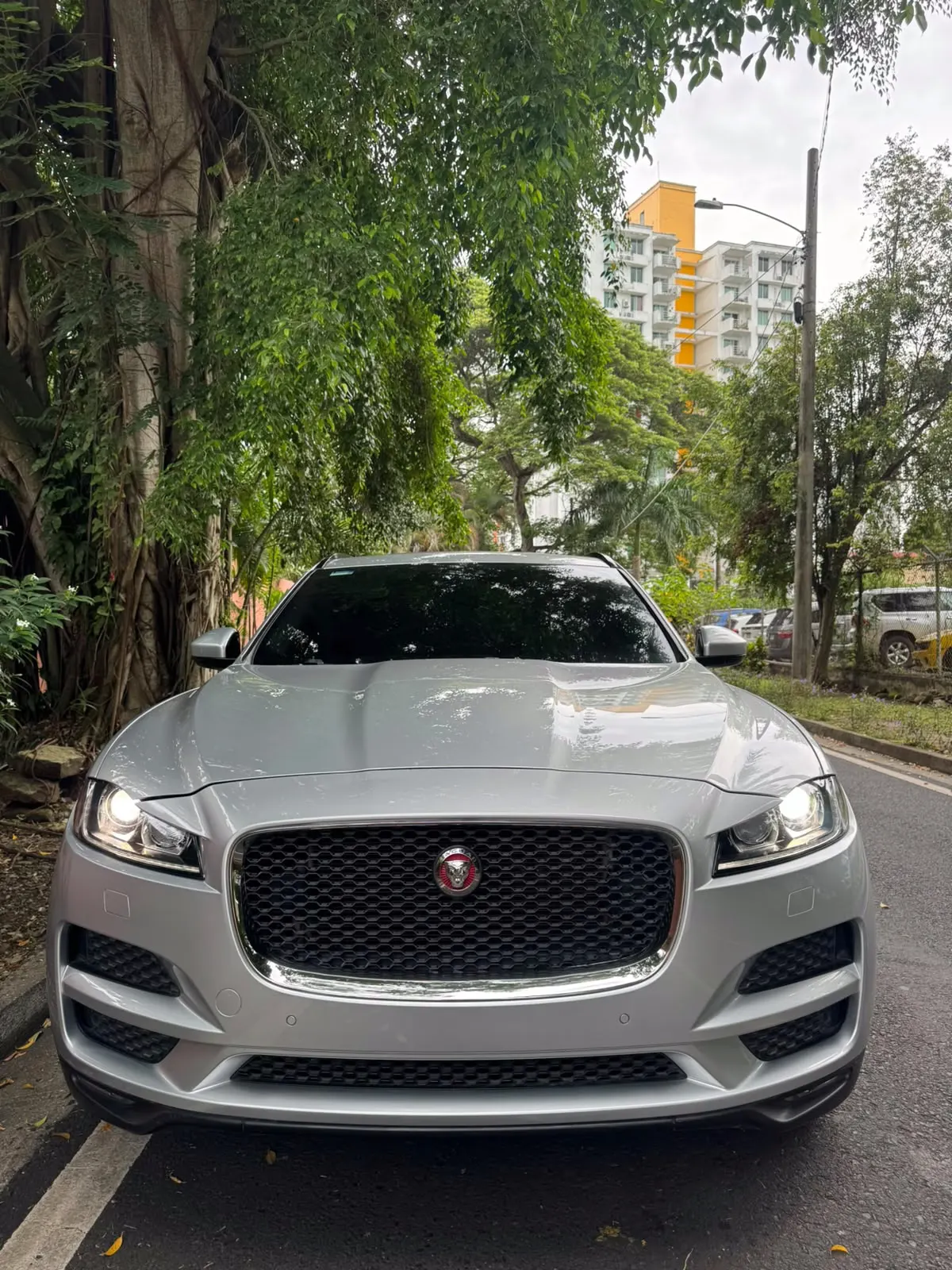2017 Jaguar F-Pace