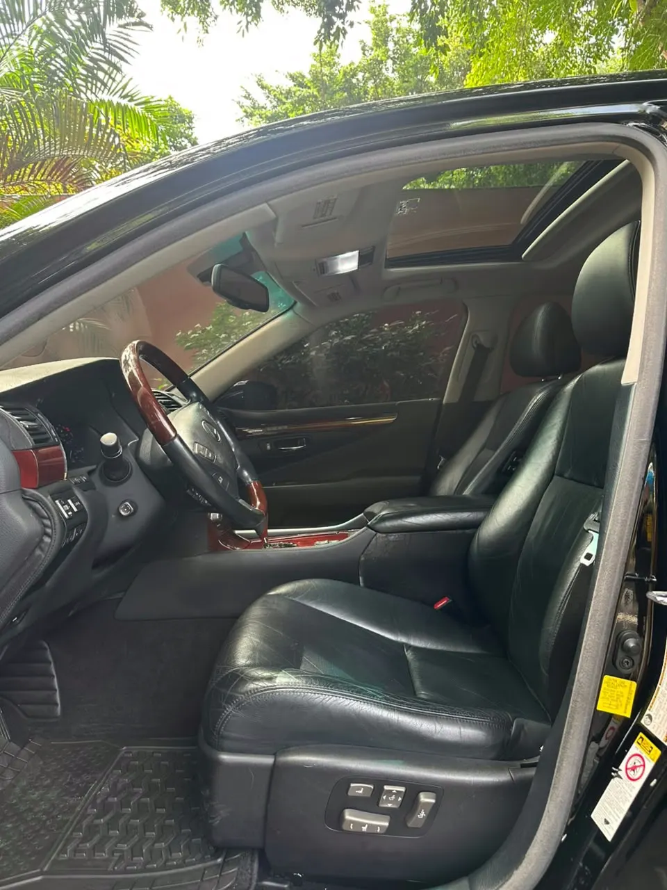 2012 Lexus LS 460