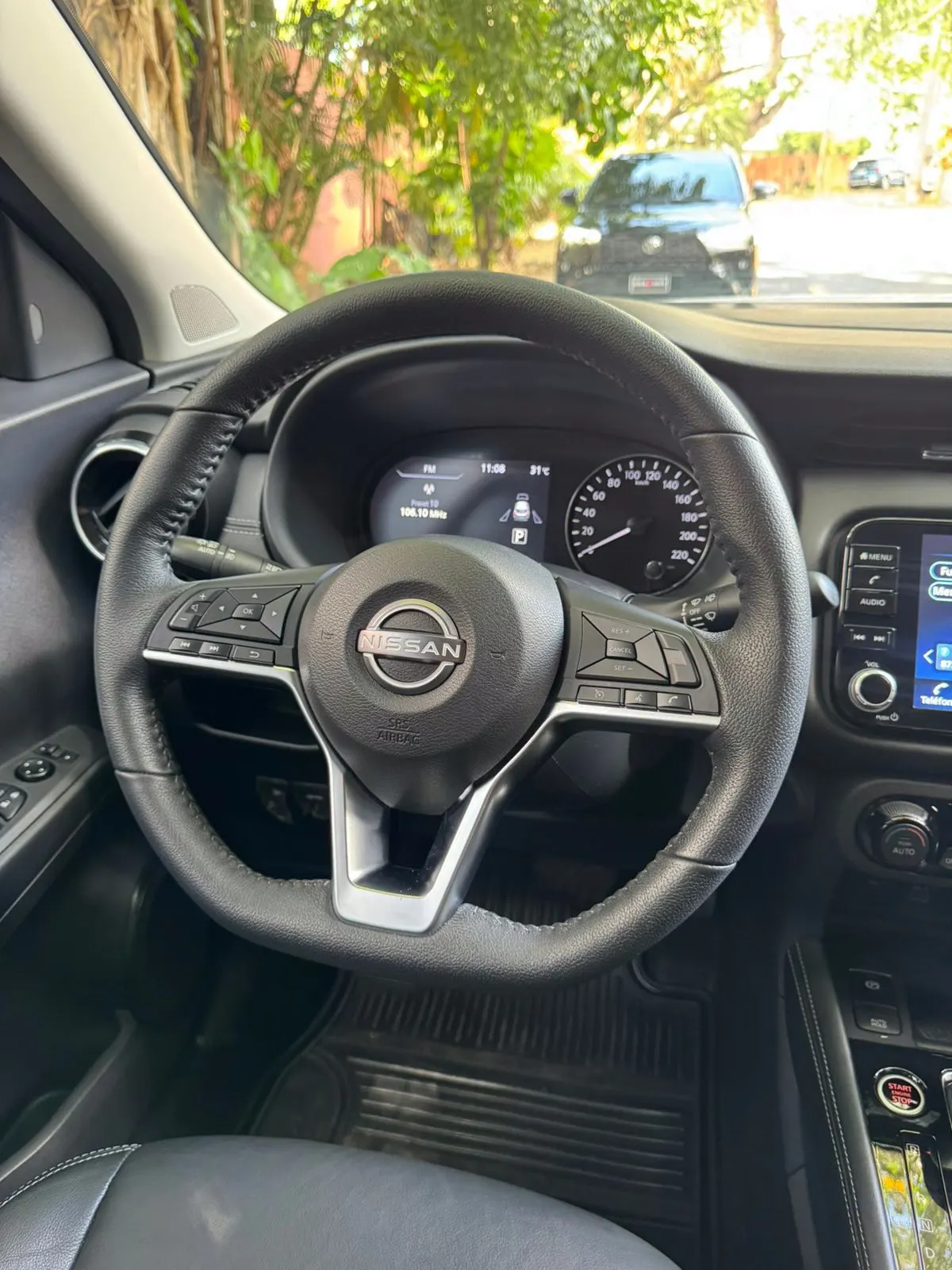 2025 Nissan Kicks