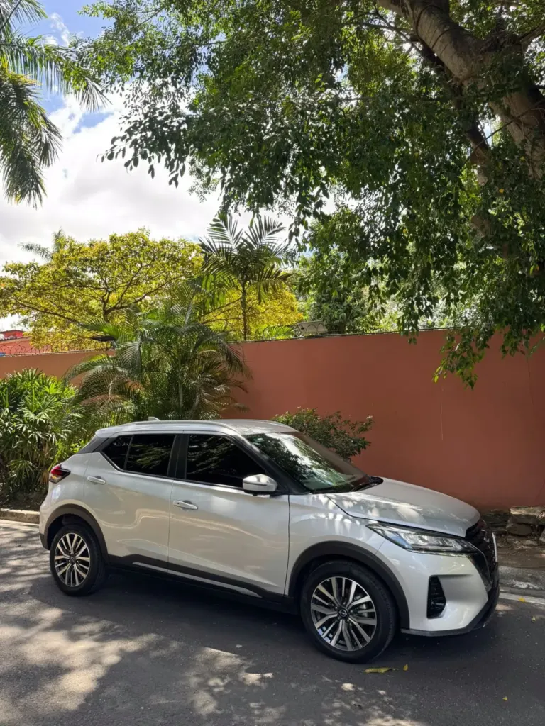 2025 Nissan Kicks