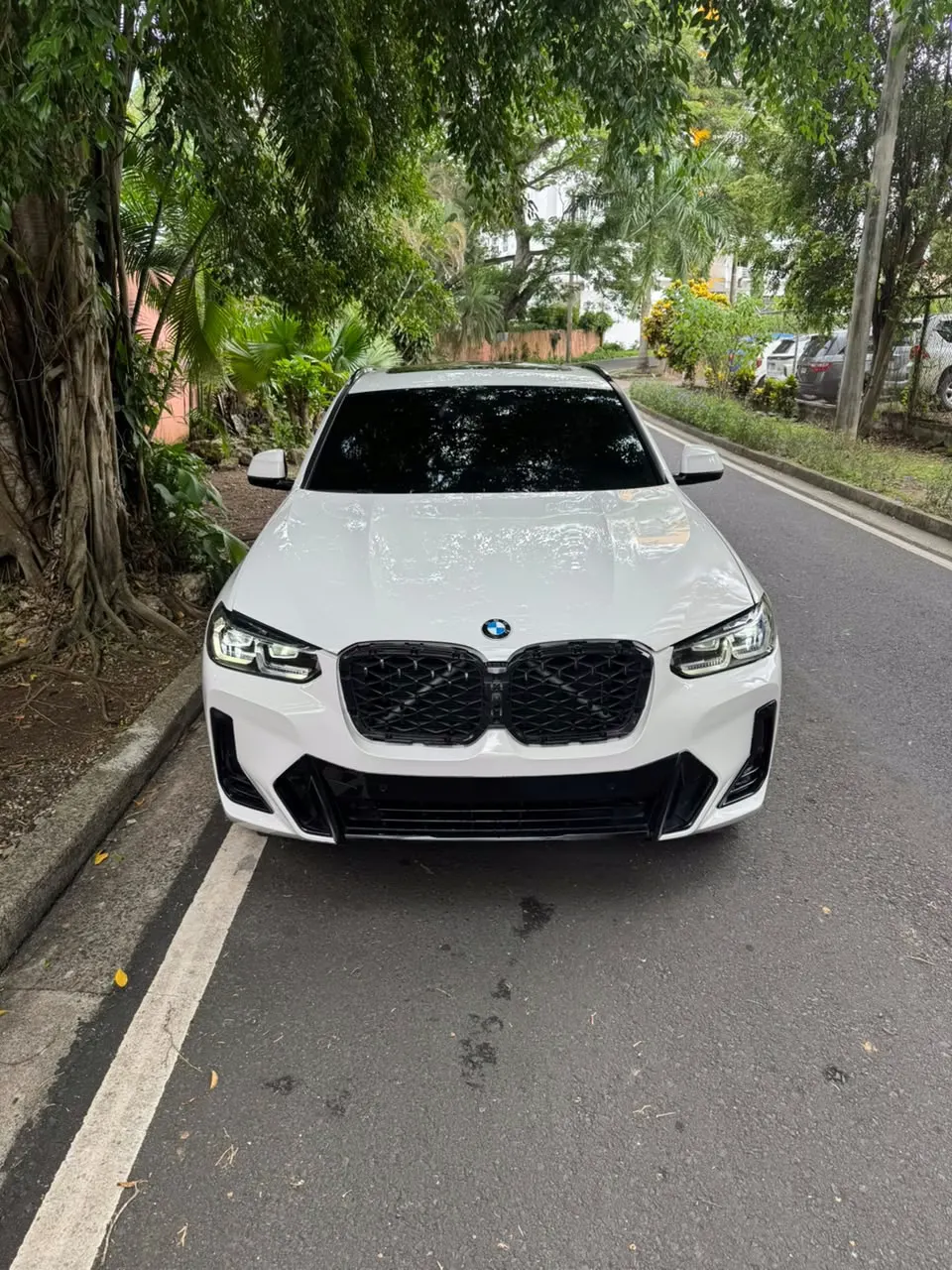 2023 BMW X4 xDrive30i