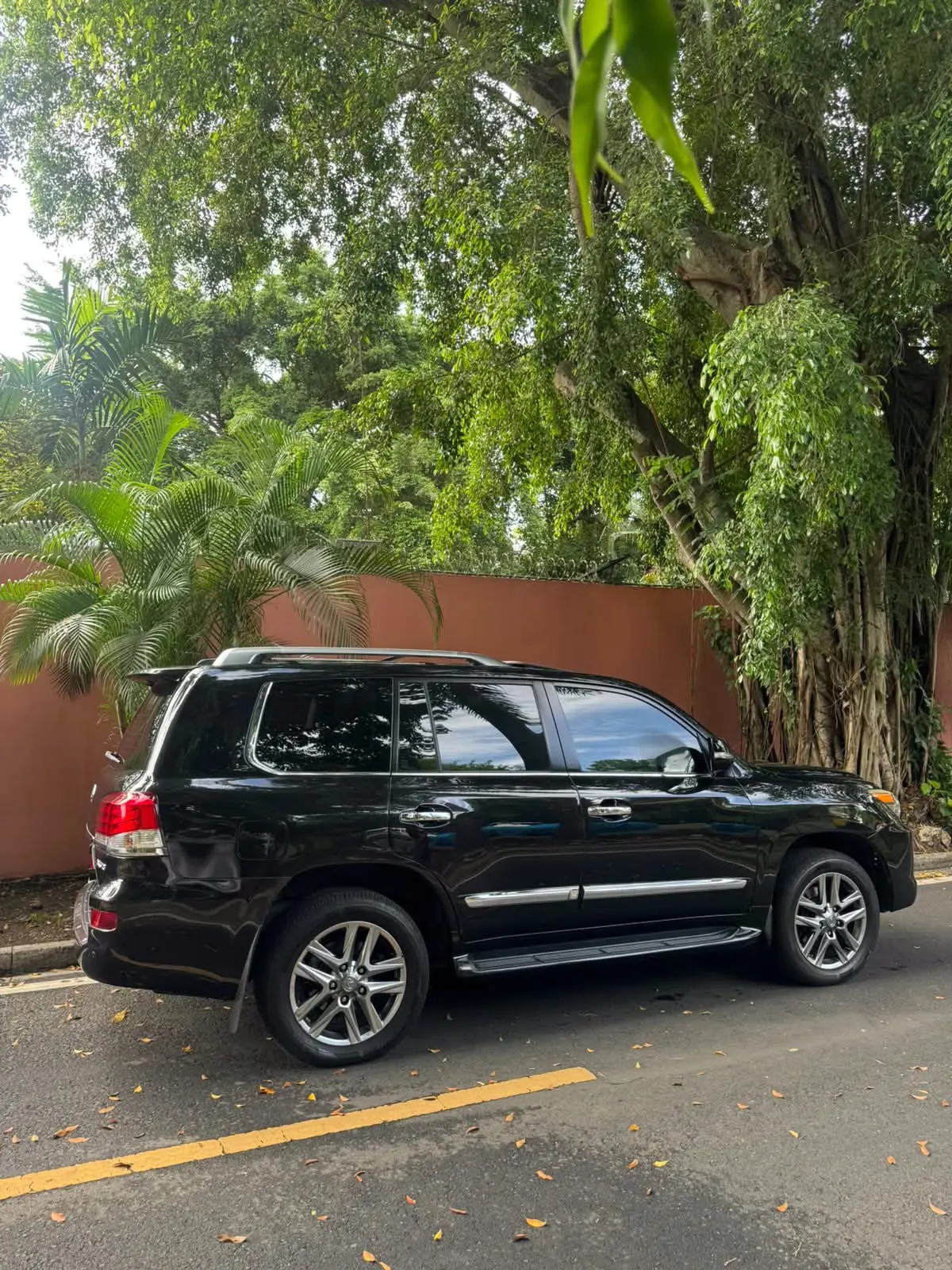 2015 Lexus LX 570