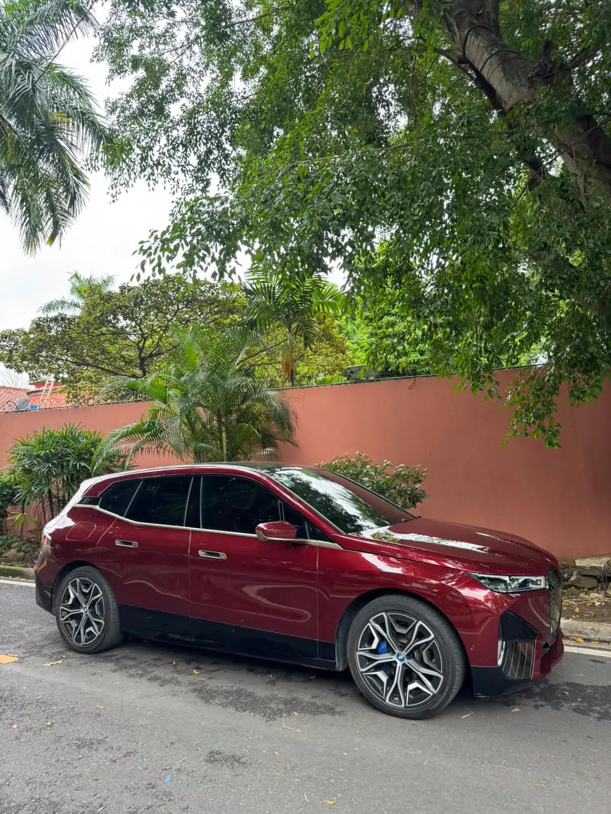 2022 BMW iX xDrive40i