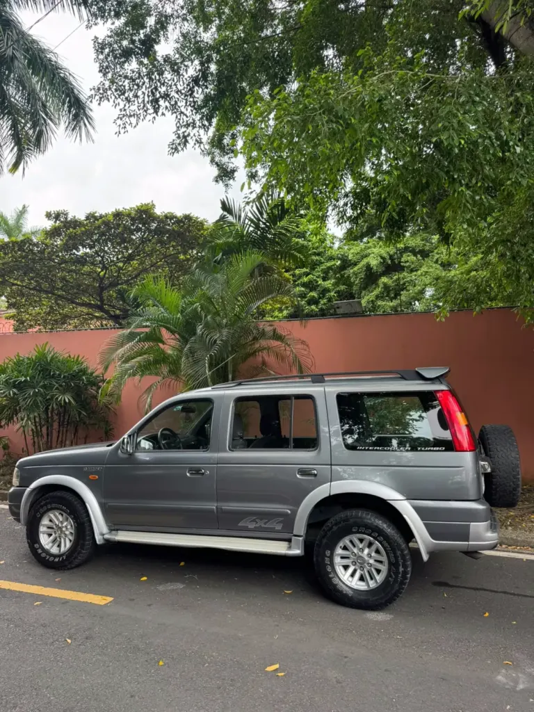 2006 Ford Everest XLT