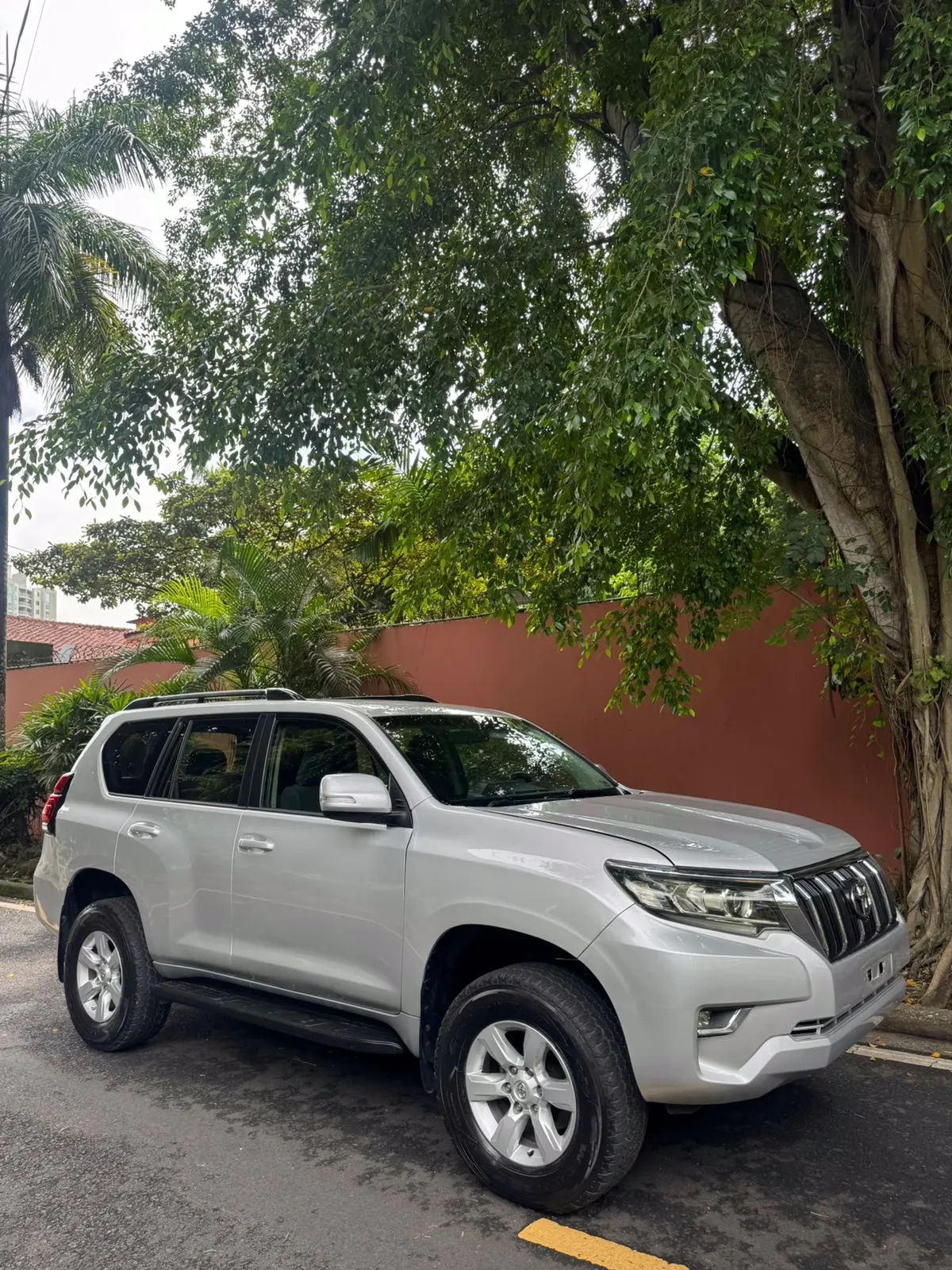 2017 Toyota Land Cruiser Prado TXL