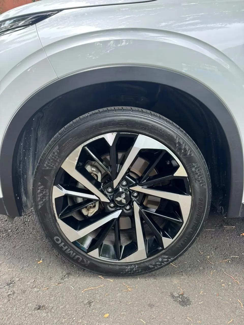 2024 Mitsubishi Outlander