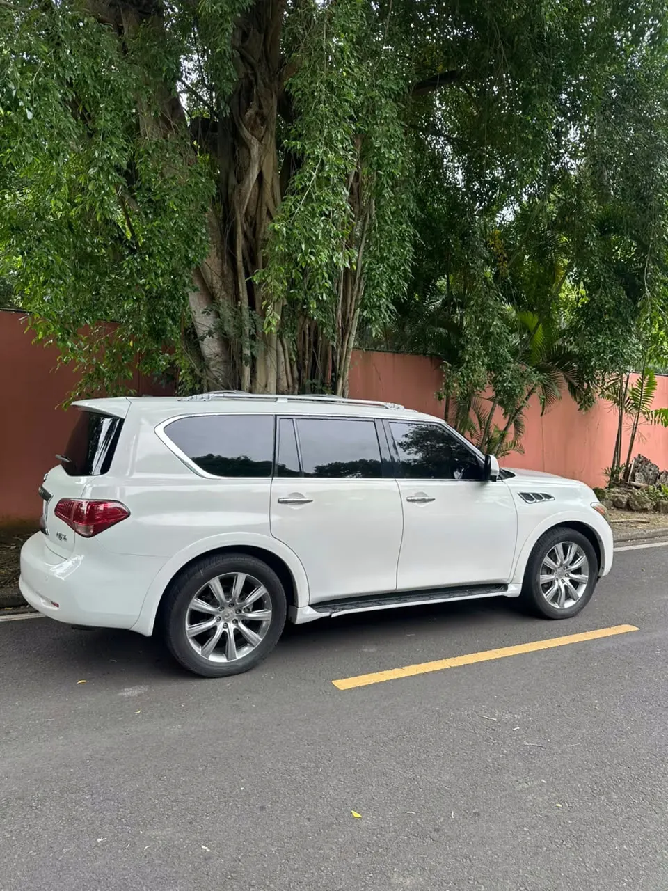 2011 Infiniti QX56