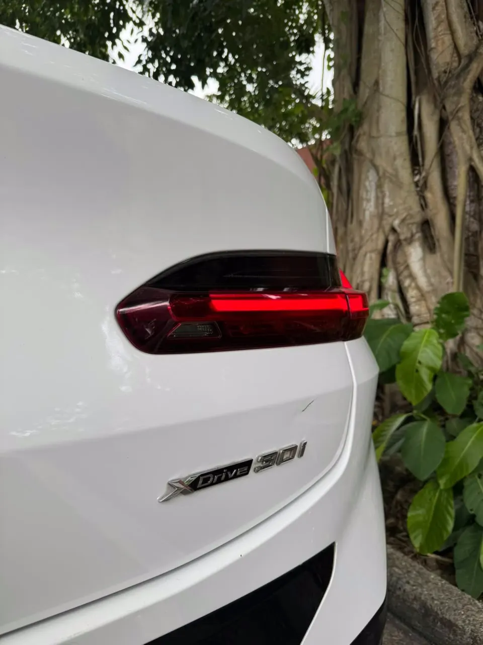 2023 BMW X4 xDrive30i