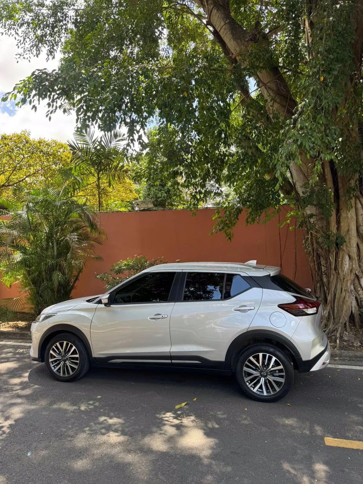 2025 Nissan Kicks