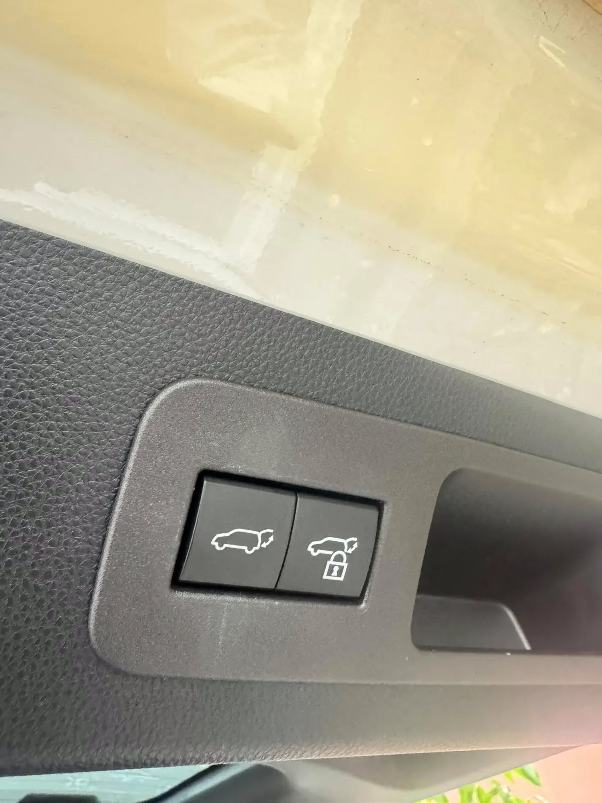 2025 Toyota Land Cruiser ZX