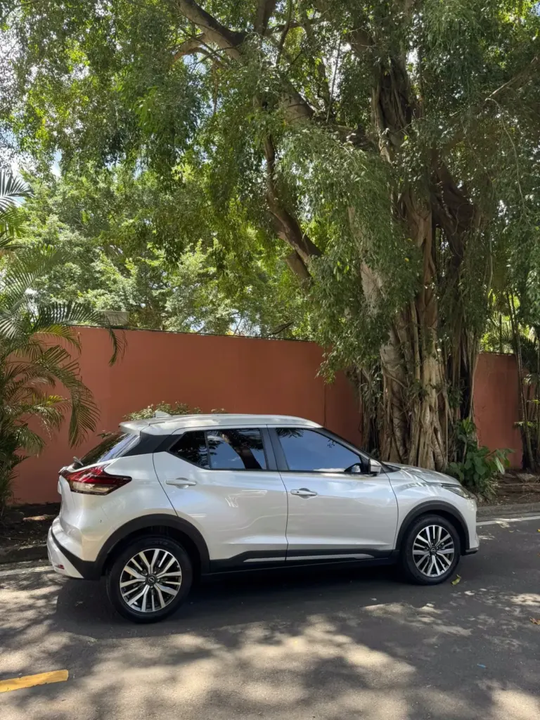 2025 Nissan Kicks