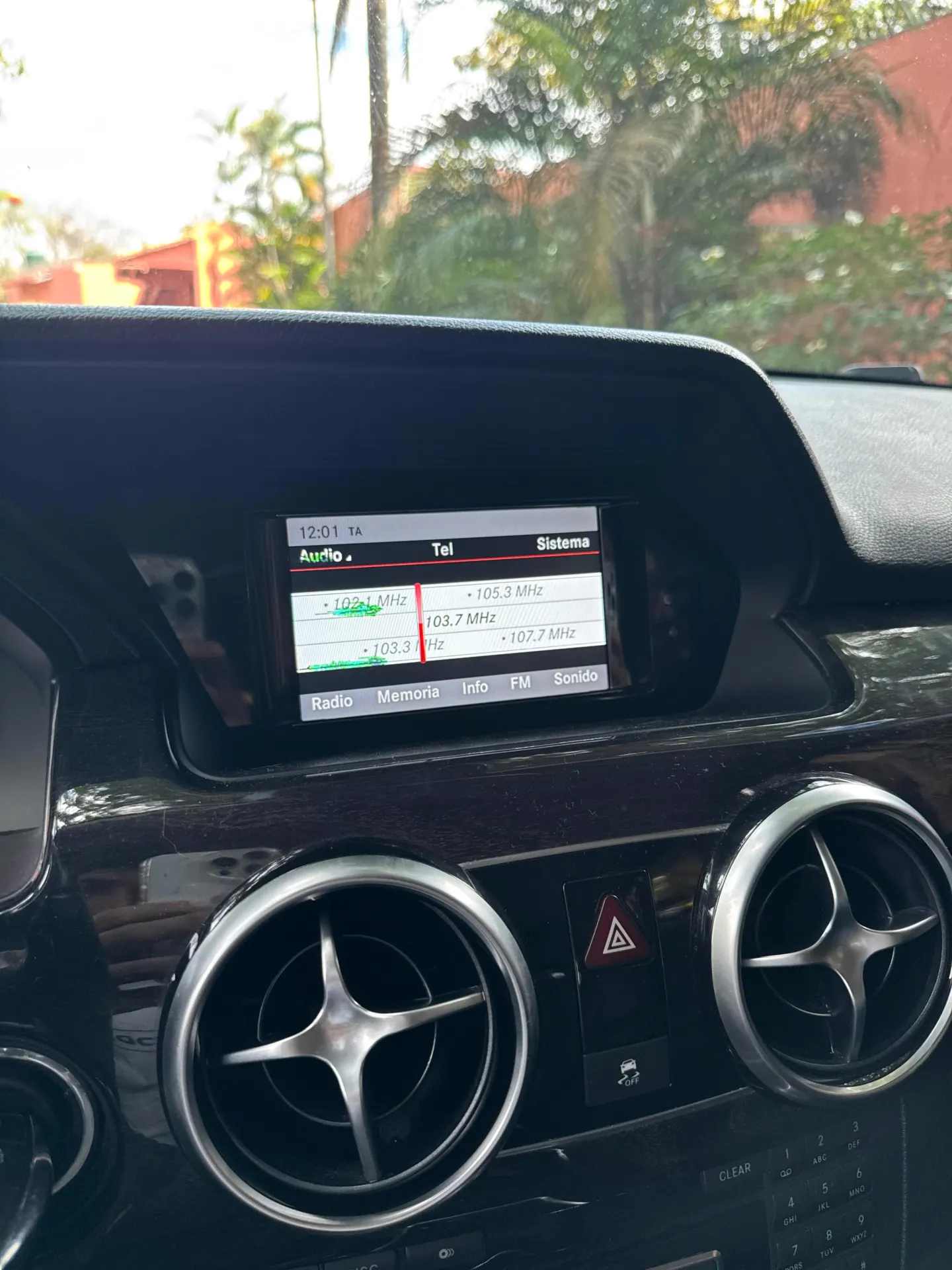 2015 Mercedes-Benz GLK 250 4Matic