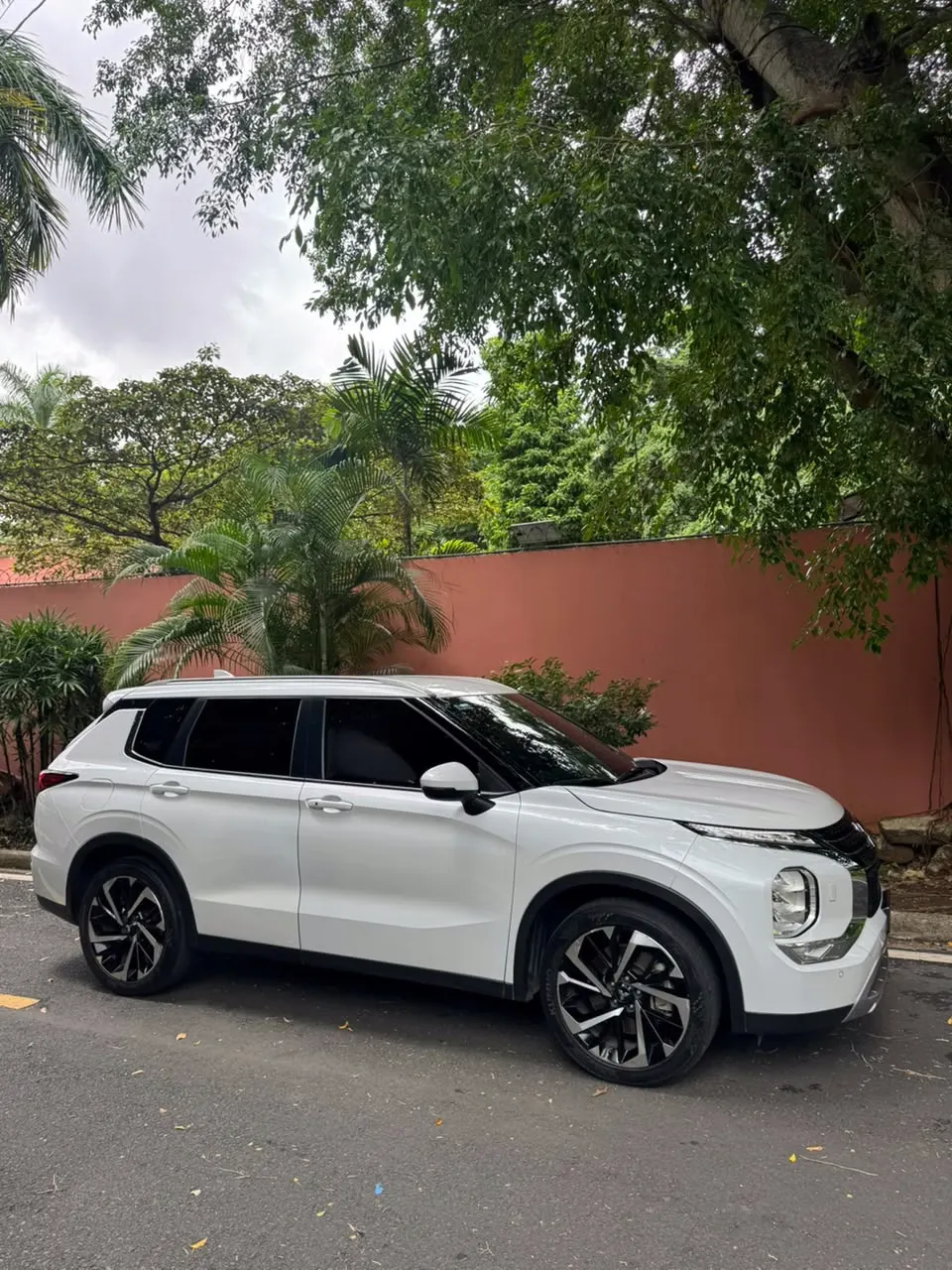 2024 Mitsubishi Outlander