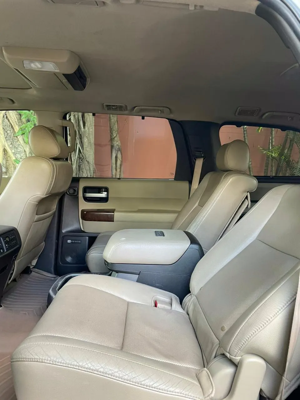 2010 Toyota Sequoia