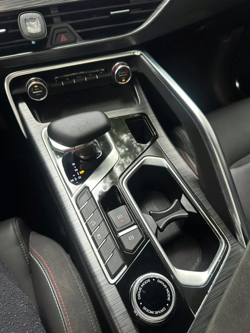 2024 Geely Tugella