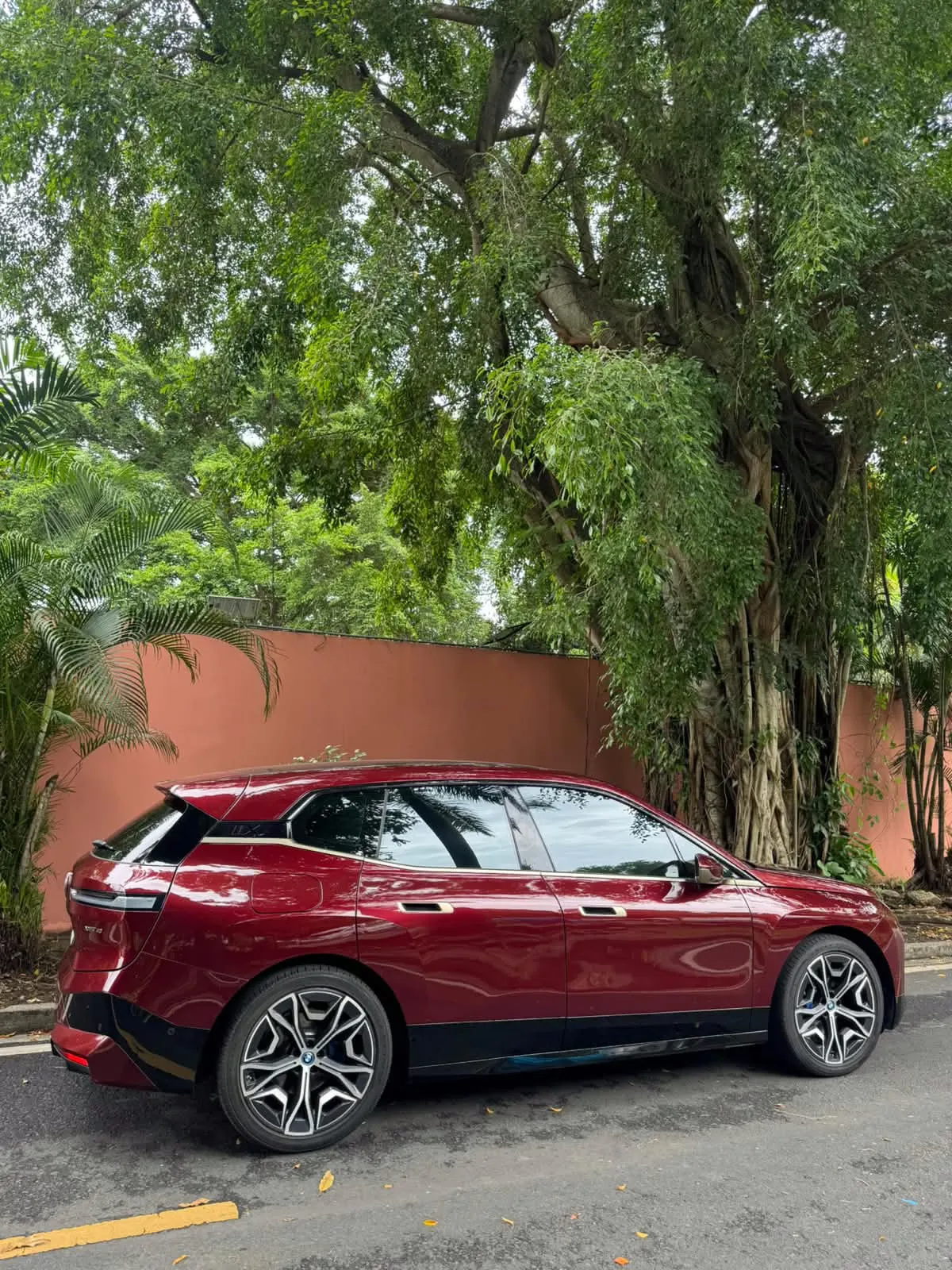 2022 BMW iX xDrive40i