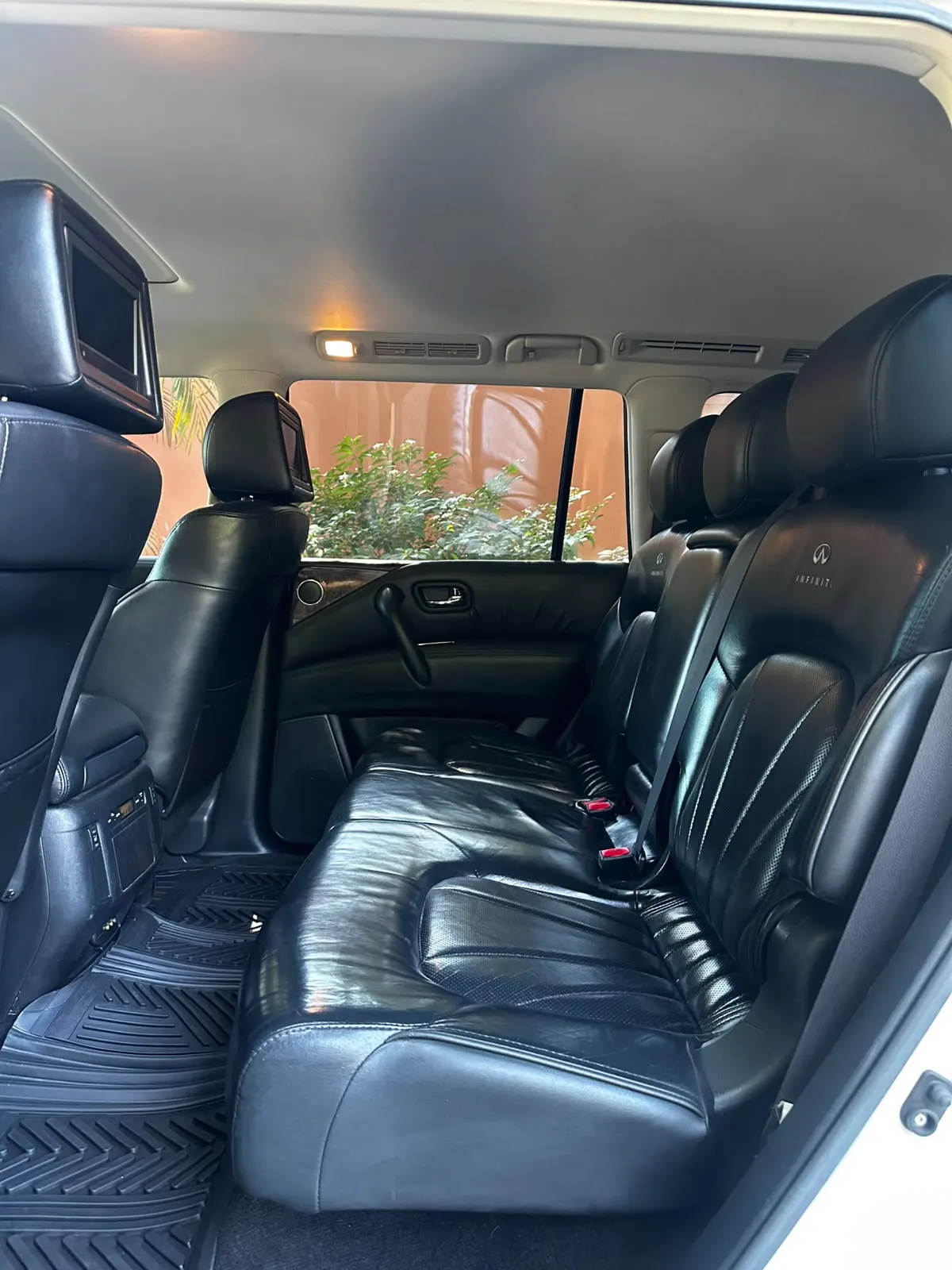 2012 Infiniti QX56