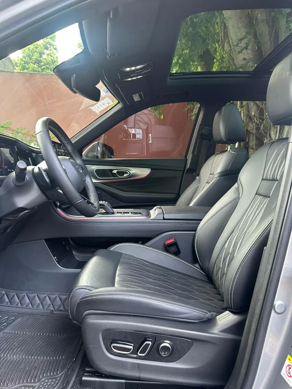 2025 GAC GS8
