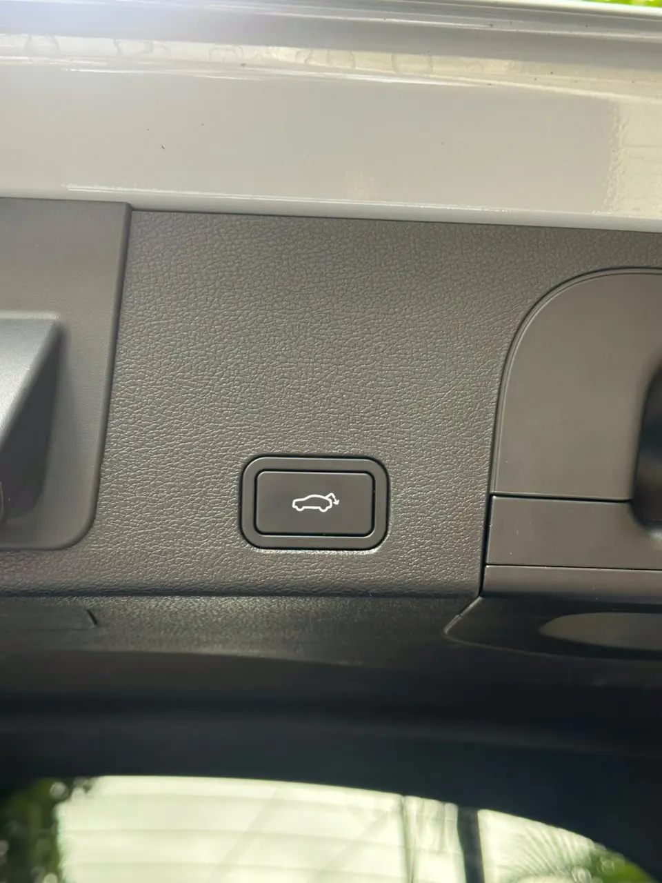 2024 Geely Tugella