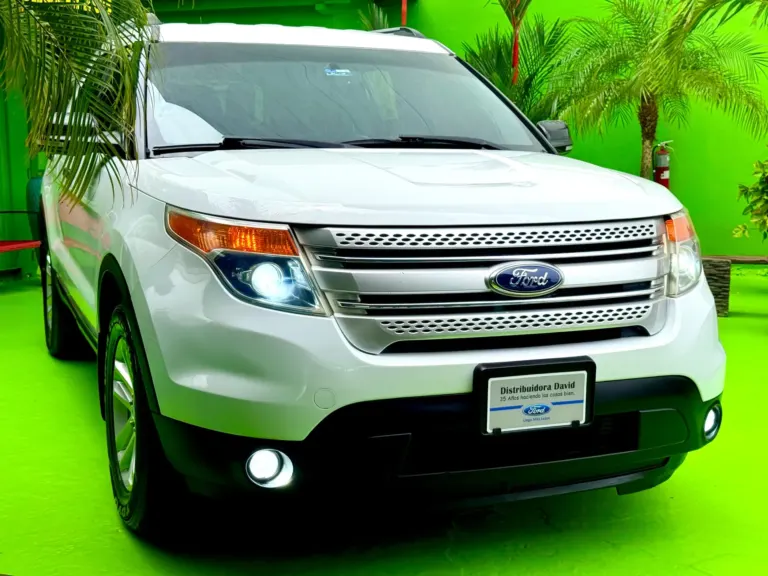 2015 Ford Explorer