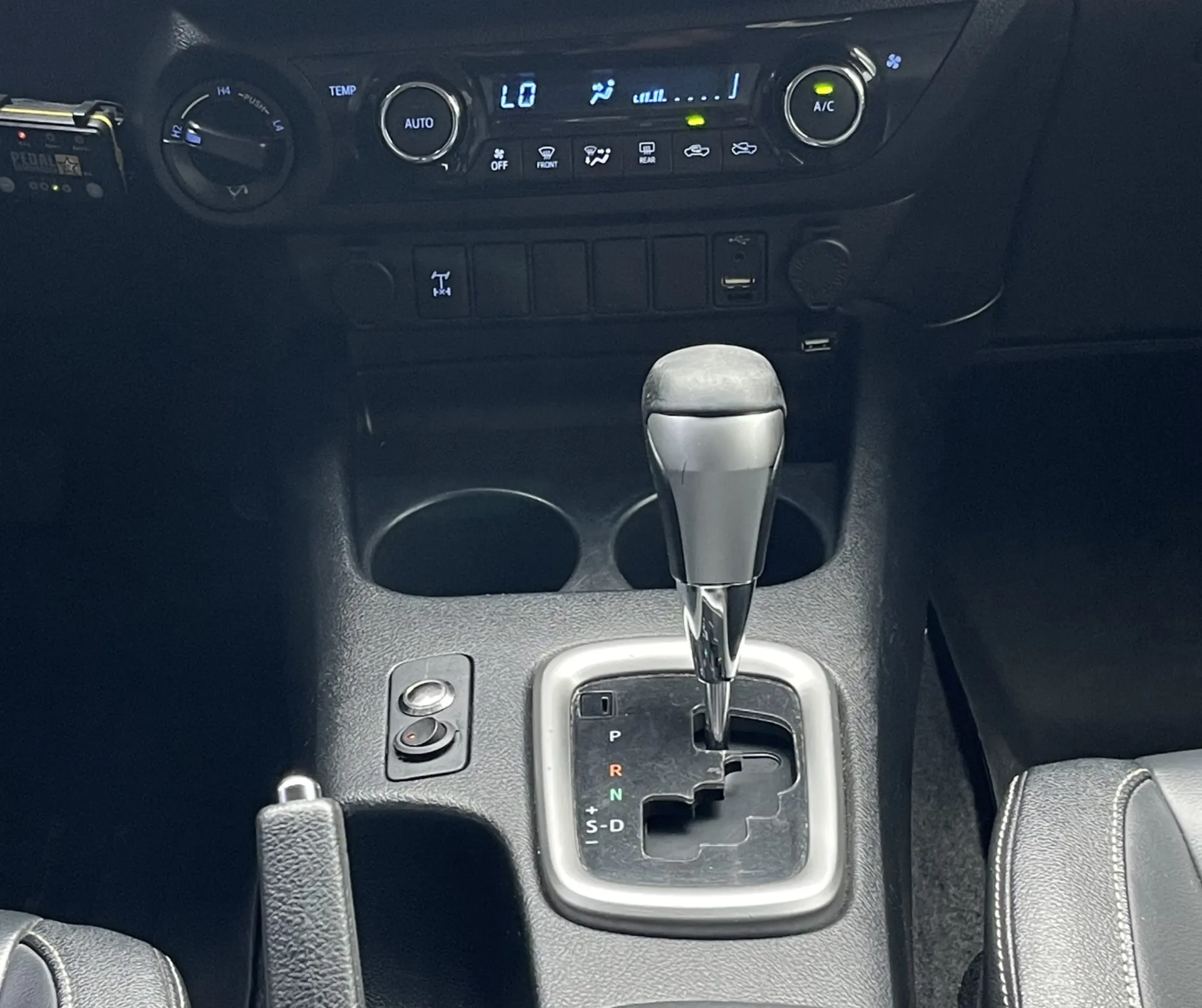 2017 Toyota Hilux