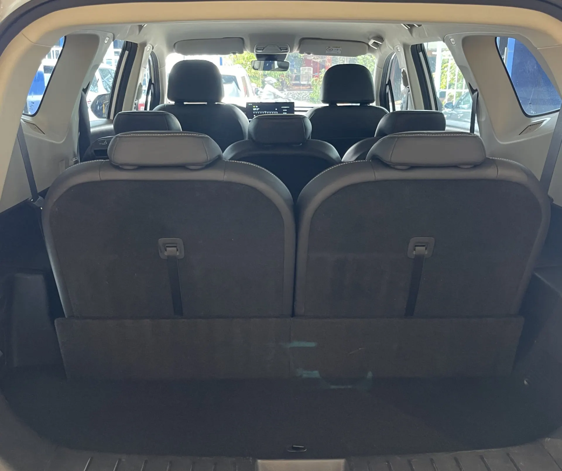 2023 Geely Okavango
