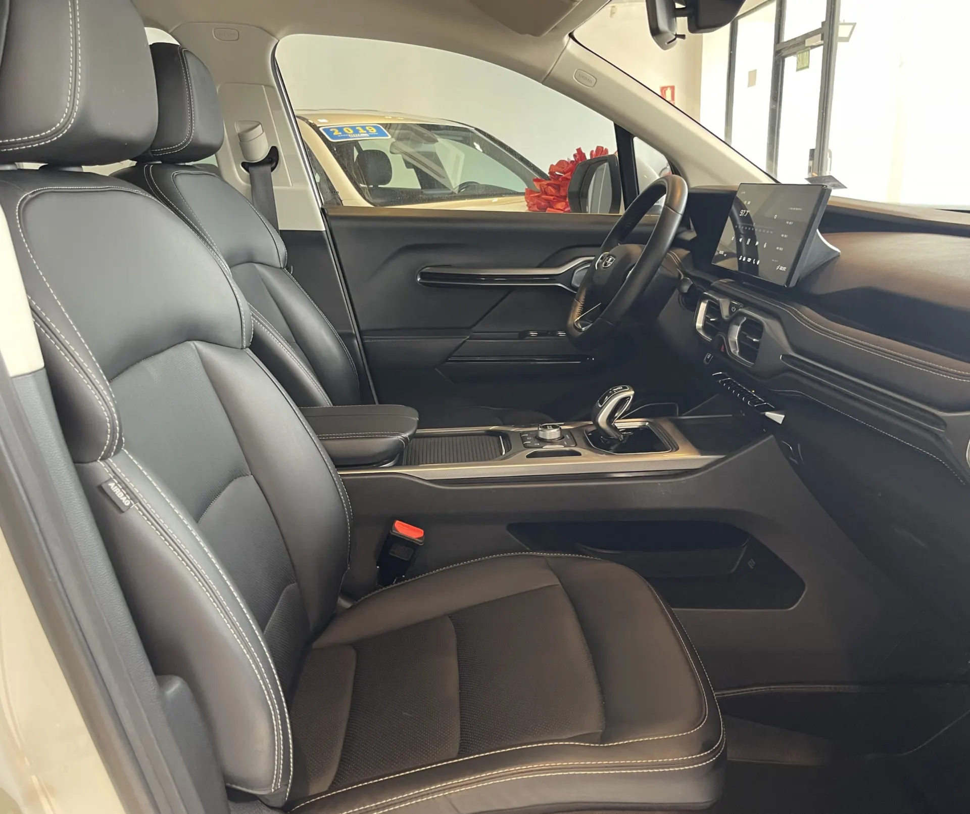 2023 Geely Okavango