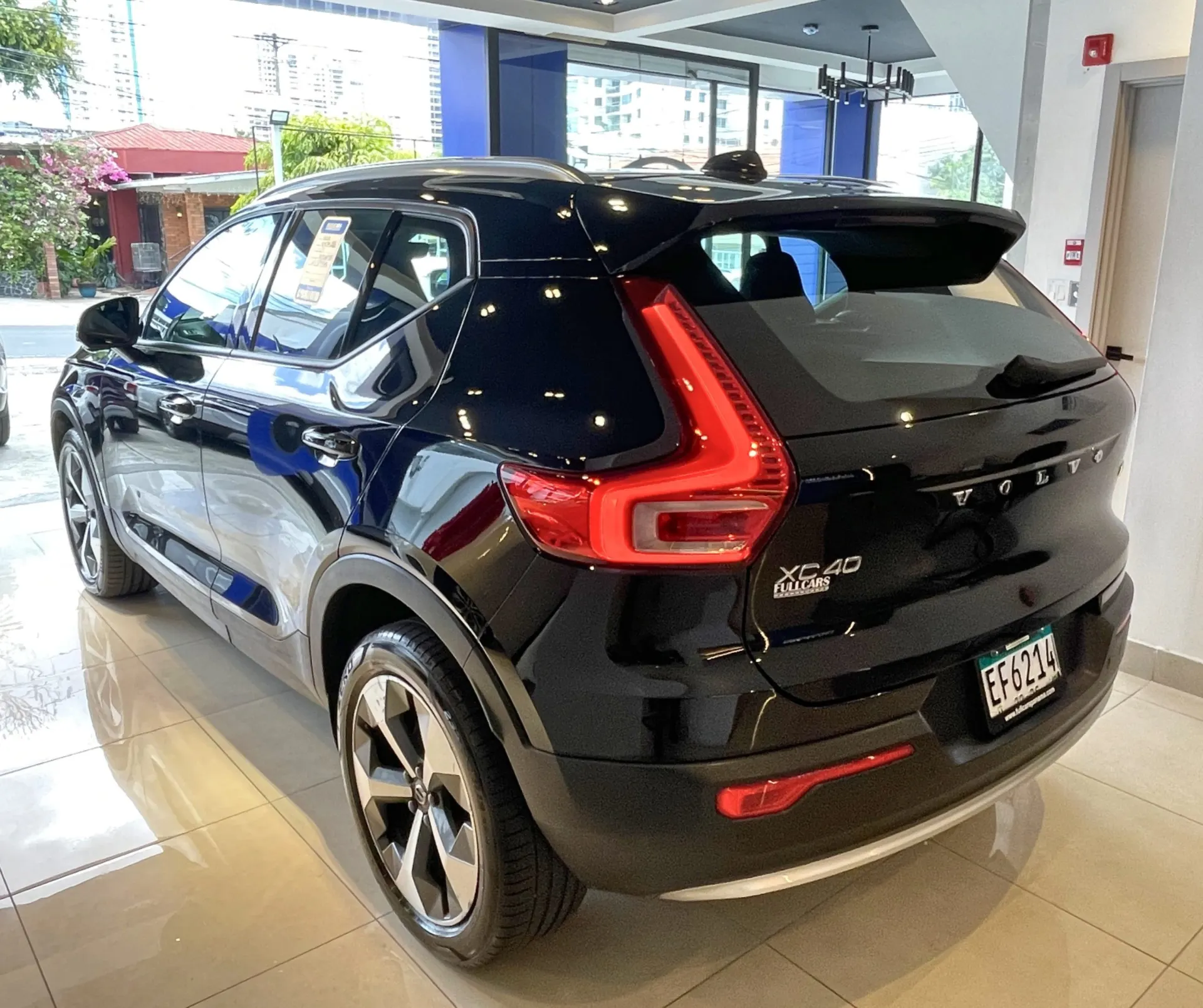 2023 Volvo XC40