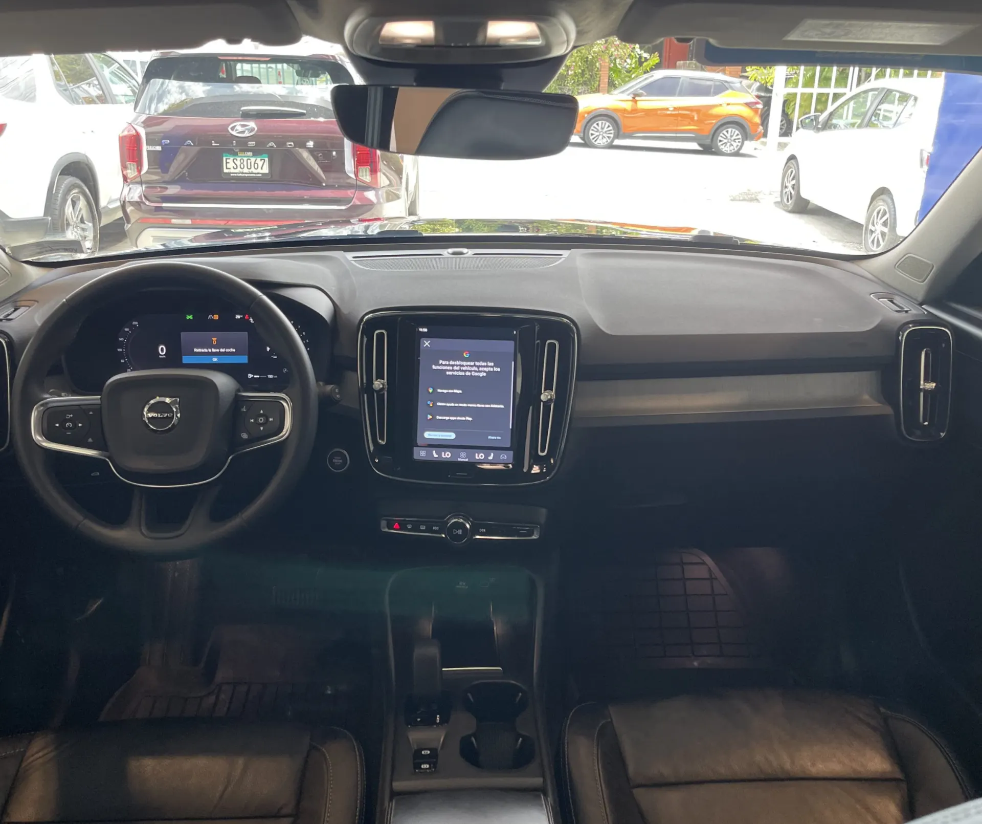 2023 Volvo XC40